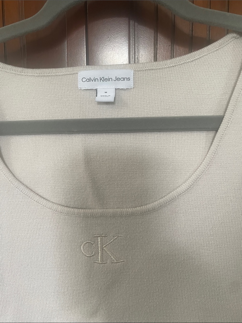 Calvin Klein Cropped Tank - Picture 3 of 4